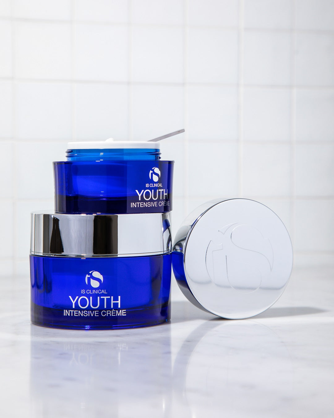iS Clinical Youth Intensive Creme